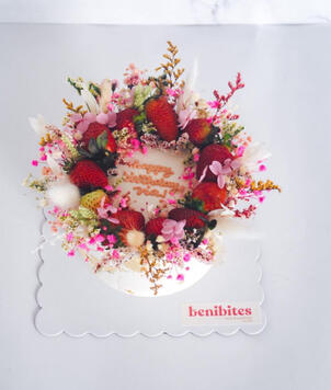 CUSTOM CAKES